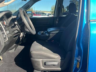 2019 RAM 1500 Classic Express Blackout  Crew Cab 4x4 - Photo 9 - Acheson, AB T7X 5A3