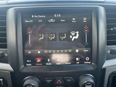 2019 RAM 1500 Classic Express Blackout  Crew Cab 4x4 - Photo 12 - St Albert, AB T8N 3Z7