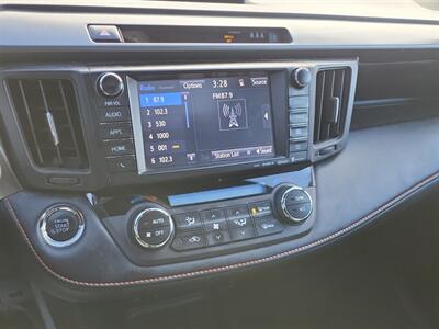 2018 Toyota RAV4 SE AWD - Photo 10 - St Albert, AB T8N 3Z7
