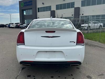 2022 Chrysler 300 Series S V6   - Photo 5 - Edmonton, AB T5L 2J7
