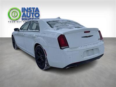 2022 Chrysler 300 Series S V6   - Photo 3 - Edmonton, AB T5L 2J7