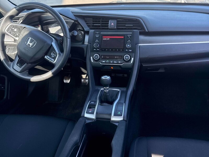 2019 Honda Civic DX - Photo 10 - St Albert, AB T8N 3Z7