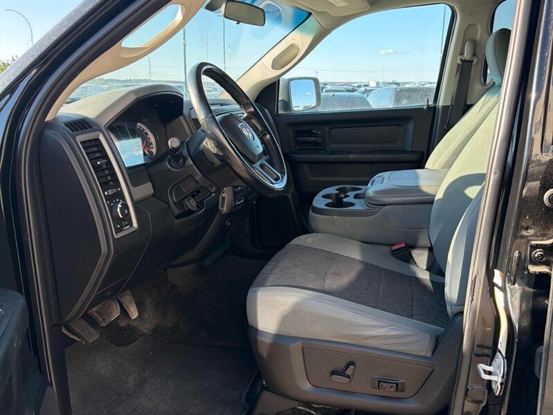 2020 RAM 1500 Classic Express 4x4 - Photo 9 - Acheson, AB T7X 5A3