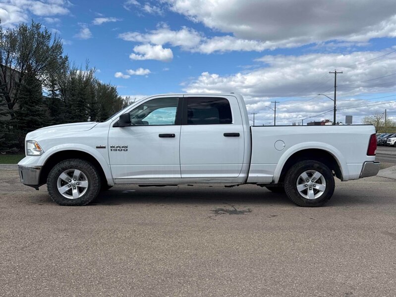 2017 RAM 1500 SLT HEMI 5.7L V8 4X4 - Photo 2 - Edmonton, AB T5L 2J7