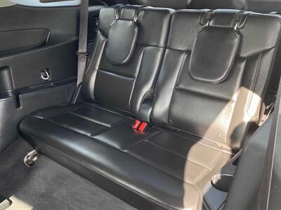 2024 Ford Explorer XLT AWD - Photo 11 - Edmonton, AB T5L 2J7