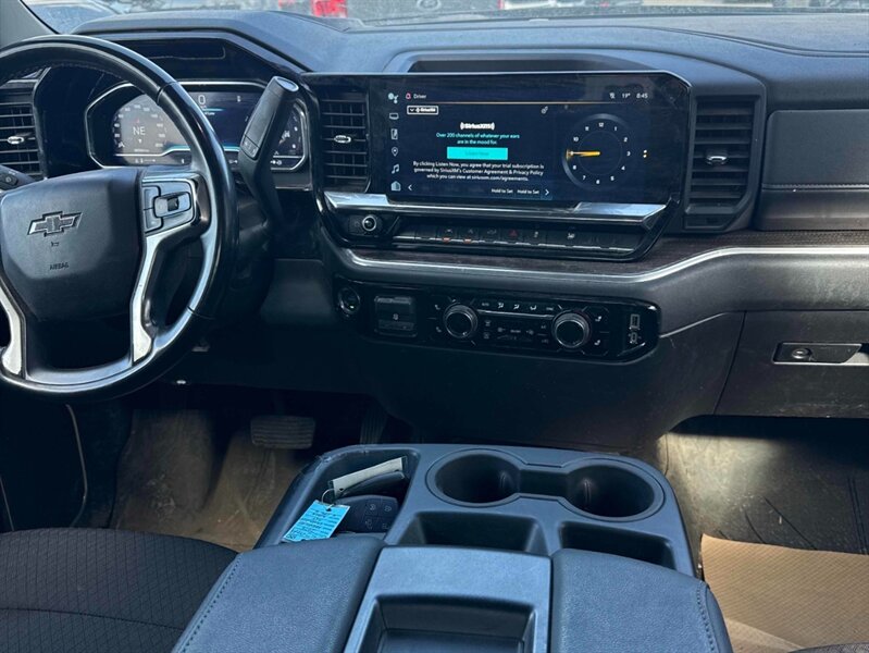 2025 Chevrolet Silverado 1500 RST 4x4 - Photo 13 - Edmonton, AB T5L 2J7