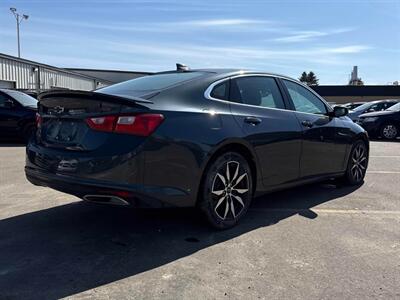2020 Chevrolet Malibu RS - Photo 7 - Edmonton, AB T5L 2J7
