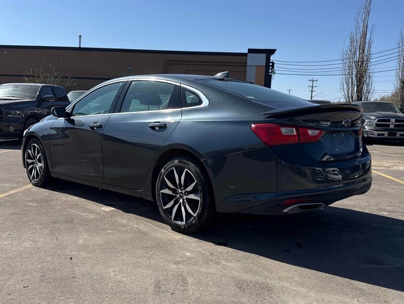 2020 Chevrolet Malibu RS - Photo 5 - Edmonton, AB T5L 2J7