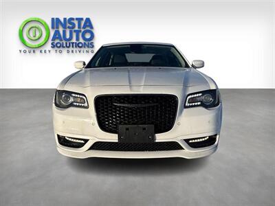 2022 Chrysler 300 Series Touring L   - Photo 8 - Edmonton, AB T5L 2J7