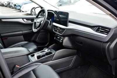 2024 Ford Escape Platinum  AWD - Photo 13 - St Albert, AB T8N 3Z7