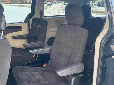 2017 Dodge Grand Caravan SXT PLUS  "STOW N GO "   - Photo 10 - Edmonton, AB T5L 2J7