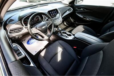 2023 Chevrolet Malibu LT Midnight Edition Sunroof   - Photo 7 - St Albert, AB T8N 3Z7