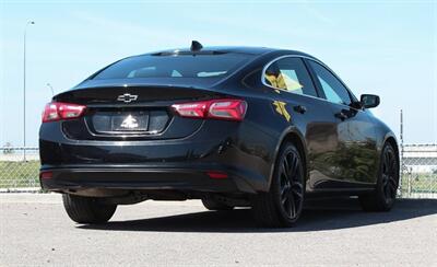 2023 Chevrolet Malibu LT Midnight Edition Sunroof   - Photo 6 - St Albert, AB T8N 3Z7