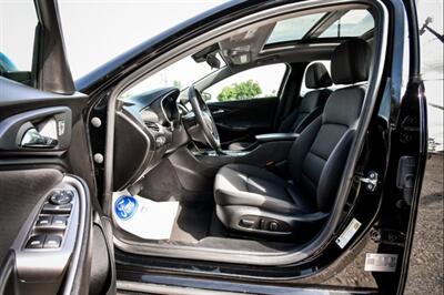 2023 Chevrolet Malibu LT Midnight Edition Sunroof   - Photo 14 - St Albert, AB T8N 3Z7