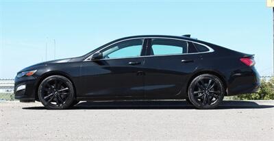 2023 Chevrolet Malibu LT Midnight Edition Sunroof   - Photo 3 - St Albert, AB T8N 3Z7