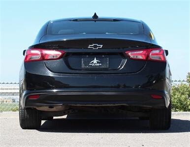2023 Chevrolet Malibu LT Midnight Edition Sunroof   - Photo 5 - St Albert, AB T8N 3Z7