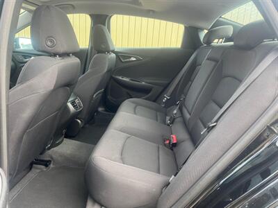 2023 Chevrolet Malibu LT Midnight Edition Sunroof   - Photo 15 - St Albert, AB T8N 3Z7