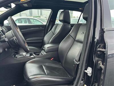 2023 Chrysler 300 Series S   - Photo 10 - Acheson, AB T7X 5A3