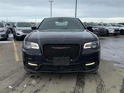 2023 Chrysler 300 Series S   - Photo 2 - Acheson, AB T7X 5A3