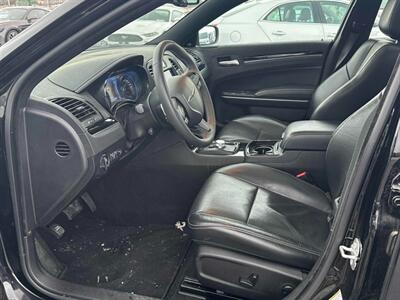 2023 Chrysler 300 Series S   - Photo 9 - Acheson, AB T7X 5A3