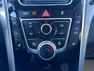 2017 Hyundai Elantra L   - Photo 15 - Acheson, AB T7X 5A3