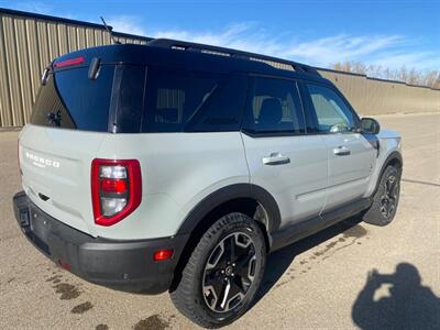 2024 Ford Bronco Sport Outer Banks  AWD - Photo 8 - St Albert, AB T8N 3Z7