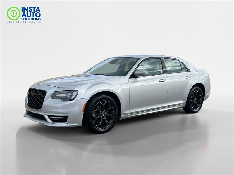 2022 Chrysler 300 Series Touring L  AWD