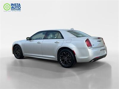 2022 Chrysler 300 Series Touring L  AWD - Photo 6 - St Albert, AB T8N 3Z7