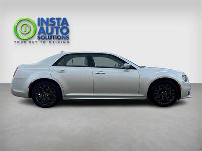 2022 Chrysler 300 Series Touring L  AWD - Photo 6 - St Albert, AB T8N 3Z7