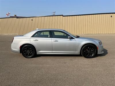 2022 Chrysler 300 Series Touring L  AWD - Photo 5 - St Albert, AB T8N 3Z7