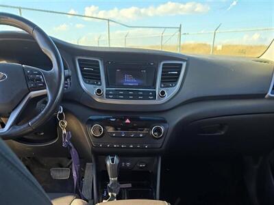 2017 Hyundai TUCSON 2.0L Premium  AWD - Photo 10 - St Albert, AB T8N 3Z7