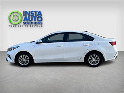 2023 Kia Forte LX   - Photo 2 - St Albert, AB T8N 3Z7