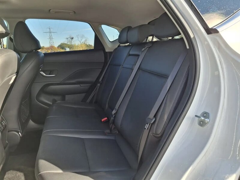 2025 Hyundai KONA Preferred W Trend AWD - Photo 17 - Edmonton, AB T5L 2J7