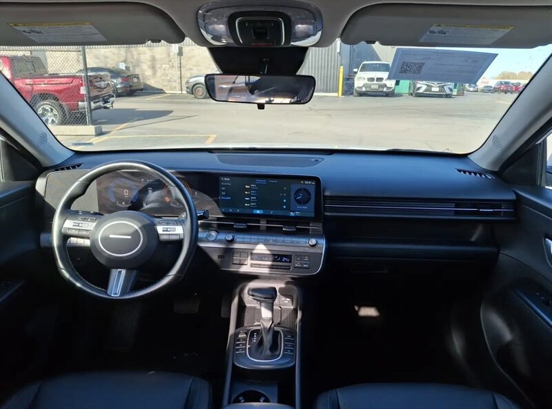 2025 Hyundai KONA Preferred W Trend AWD - Photo 12 - Edmonton, AB T5L 2J7