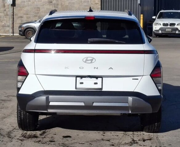 2025 Hyundai KONA Preferred W Trend AWD - Photo 8 - Edmonton, AB T5L 2J7