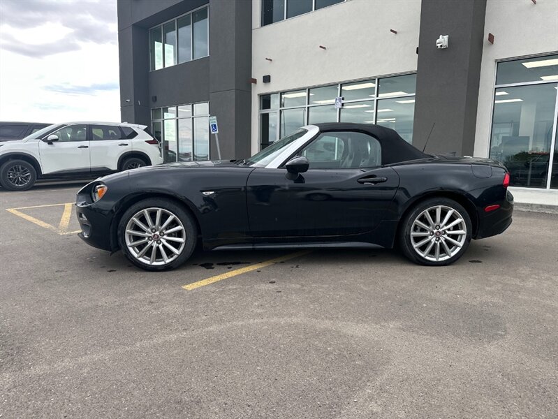 2017 FIAT 124 Spider Lusso - Photo 5 - Acheson, AB T7X 5A3