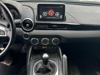 2017 FIAT 124 Spider Lusso - Photo 14 - Acheson, AB T7X 5A3