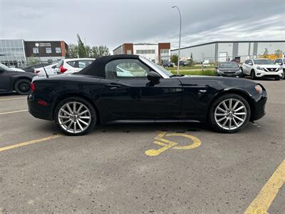 2017 FIAT 124 Spider Lusso - Photo 9 - Acheson, AB T7X 5A3
