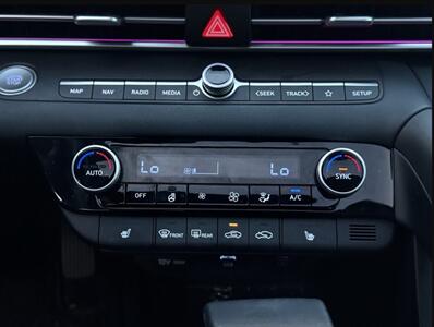 2025 Hyundai ELANTRA Preferred Tech Package - Photo 12 - Edmonton, AB T5L 2J7