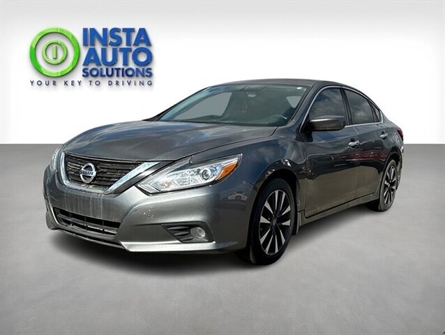 2018 Nissan Altima 2.5 SV Moonroof - Photo 2 - Edmonton, AB T5L 2J7