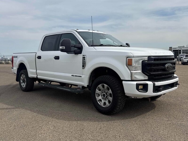 2022 Ford F-250 Super Duty Power Stroke 6.7L Biodiesel Turbo V8  AWD