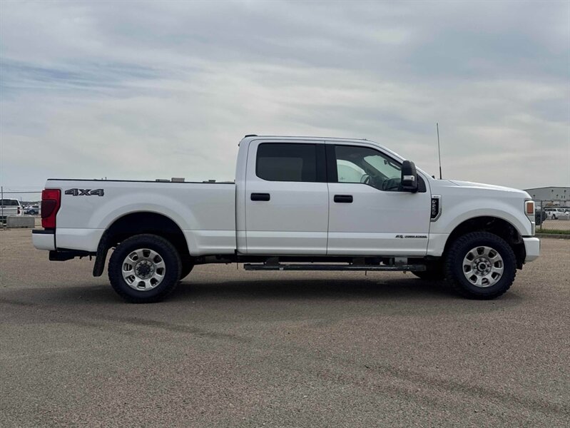 2022 Ford F-250 XLT Diesel 4X4 - Photo 5 - Edmonton, AB T5L 2J7