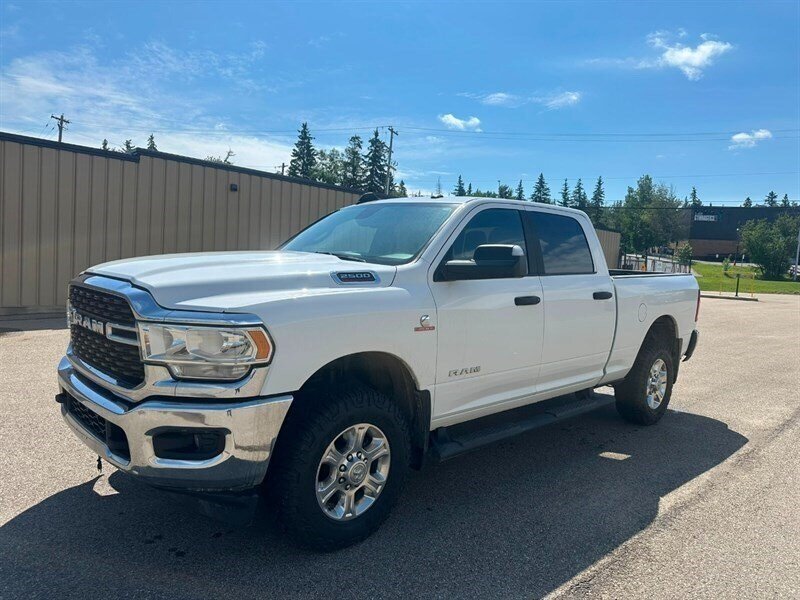 White 2022 RAM 2500 Pickup Truck Four-Wheel Drive 6-Speed Automatic