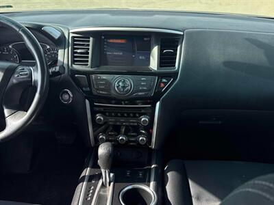 2017 Nissan Pathfinder SV  4x4 - Photo 11 - St Albert, AB T8N 3Z7