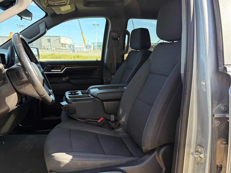 2023 Chevrolet Silverado 1500 LT Trail Boss 4x4 - Photo 10 - Edmonton, AB T5L 2J7