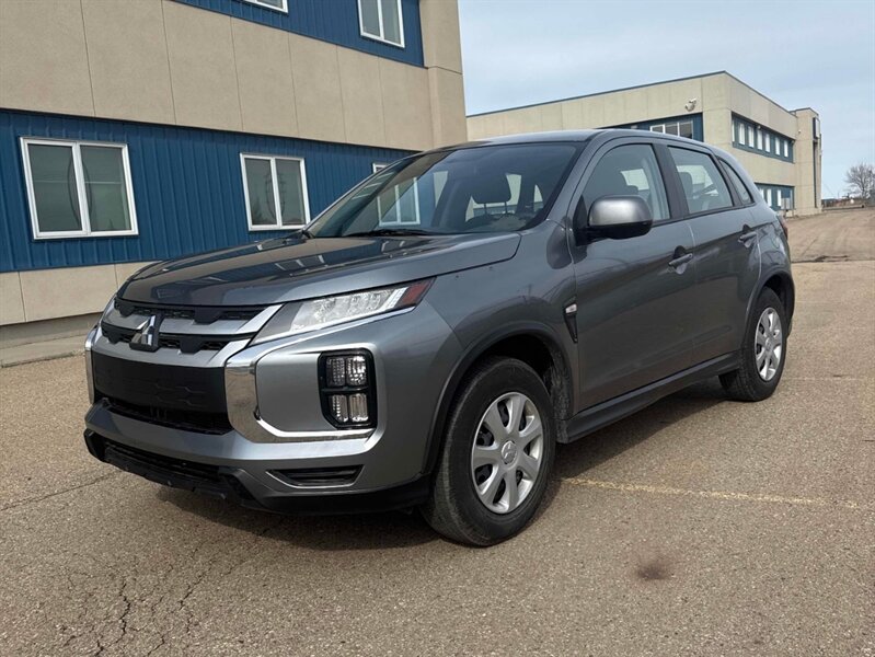 2025 Mitsubishi RVR ES   - Photo 1 - Acheson, AB T7X 5A3