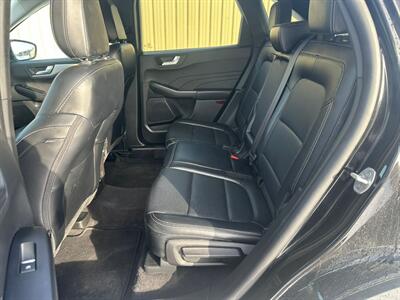 2025 Ford Escape Platinum Moonroof  AWD - Photo 15 - St Albert, AB T8N 3Z7