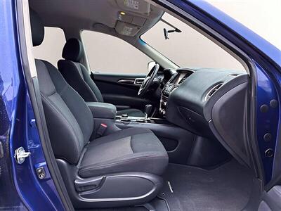 2017 Nissan Pathfinder SV  4x4 - Photo 15 - Edmonton, AB T5L 2J7