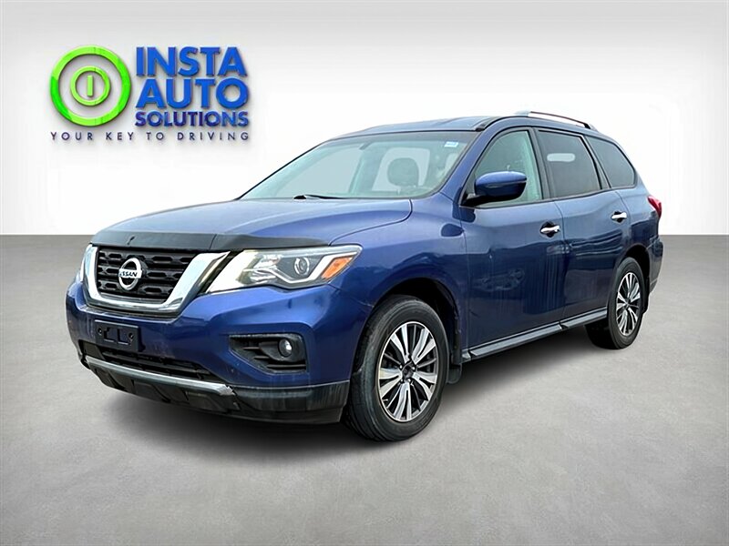 2017 Nissan Pathfinder SV 4x4 - Photo 1 - Edmonton, AB T5L 2J7