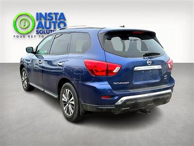 2017 Nissan Pathfinder SV  4x4 - Photo 3 - Edmonton, AB T5L 2J7